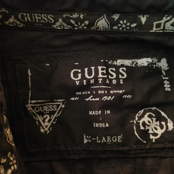 Guess Men"s Black Casual Button Down Shirt, Size XL - Picture 6 of 7